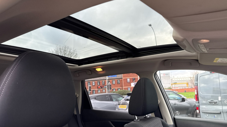 Nissan X-Trail 1.7 dCi N-Tec 5dr Diesel Station Wagon